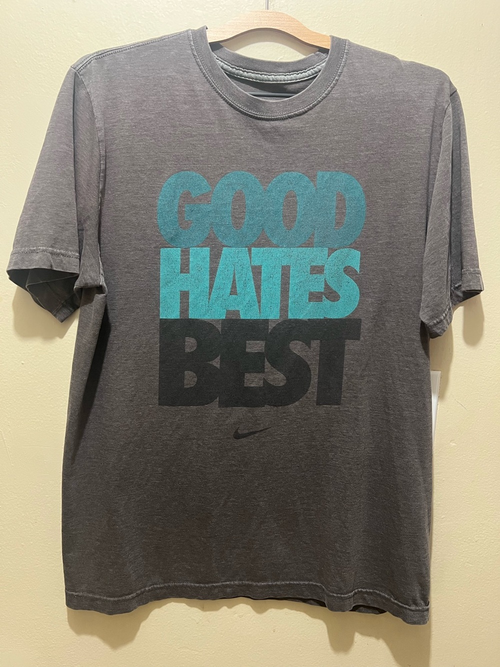 Nike "Good Hates Best" Vintage Men's Graphic T-Shirt